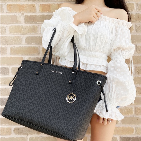Gaby’sBags💕Michael Kors Tote & Wallet SET Black - Picture 4 of 8
